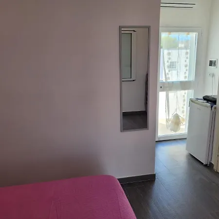 بيت للعطل Monovano